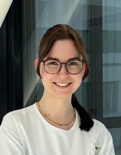  Melanie Schwarz
