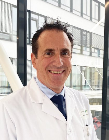 Professor Dr. Dr. Dr. Thomas Bschleipfer